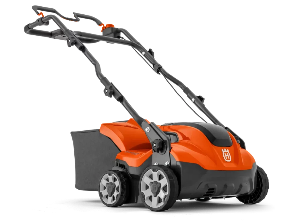 Husqvarna Vertikutierer S 138i Vertikutierer mit Akku Bli20 und Ladegerät C80