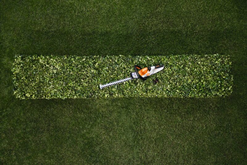 STIHL Akku Heckenschere HSA 40 mit Akku und Ladegerät