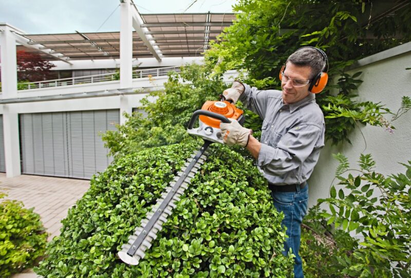 STIHL Benzin Heckenschere HS 46 / 45 cm