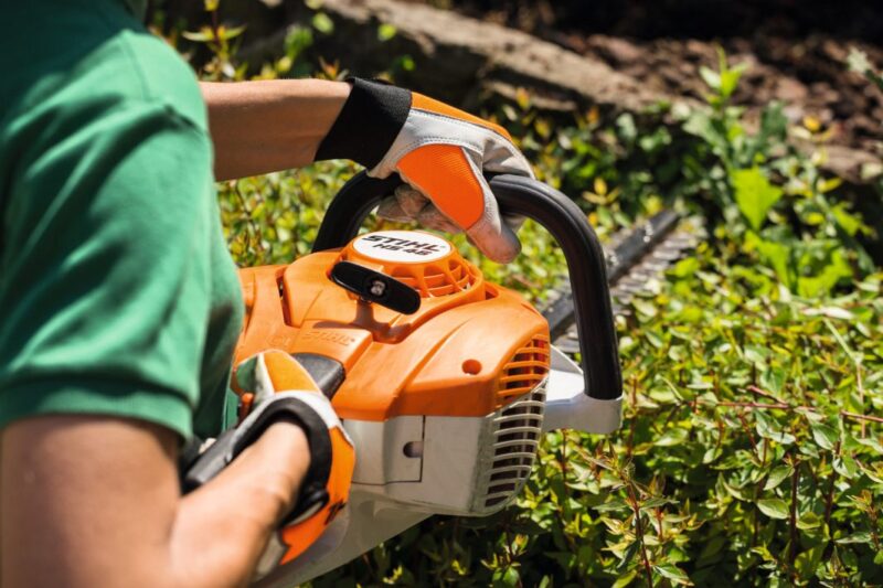 STIHL Benzin-Heckenschere HS 46 C-E / 55 cm